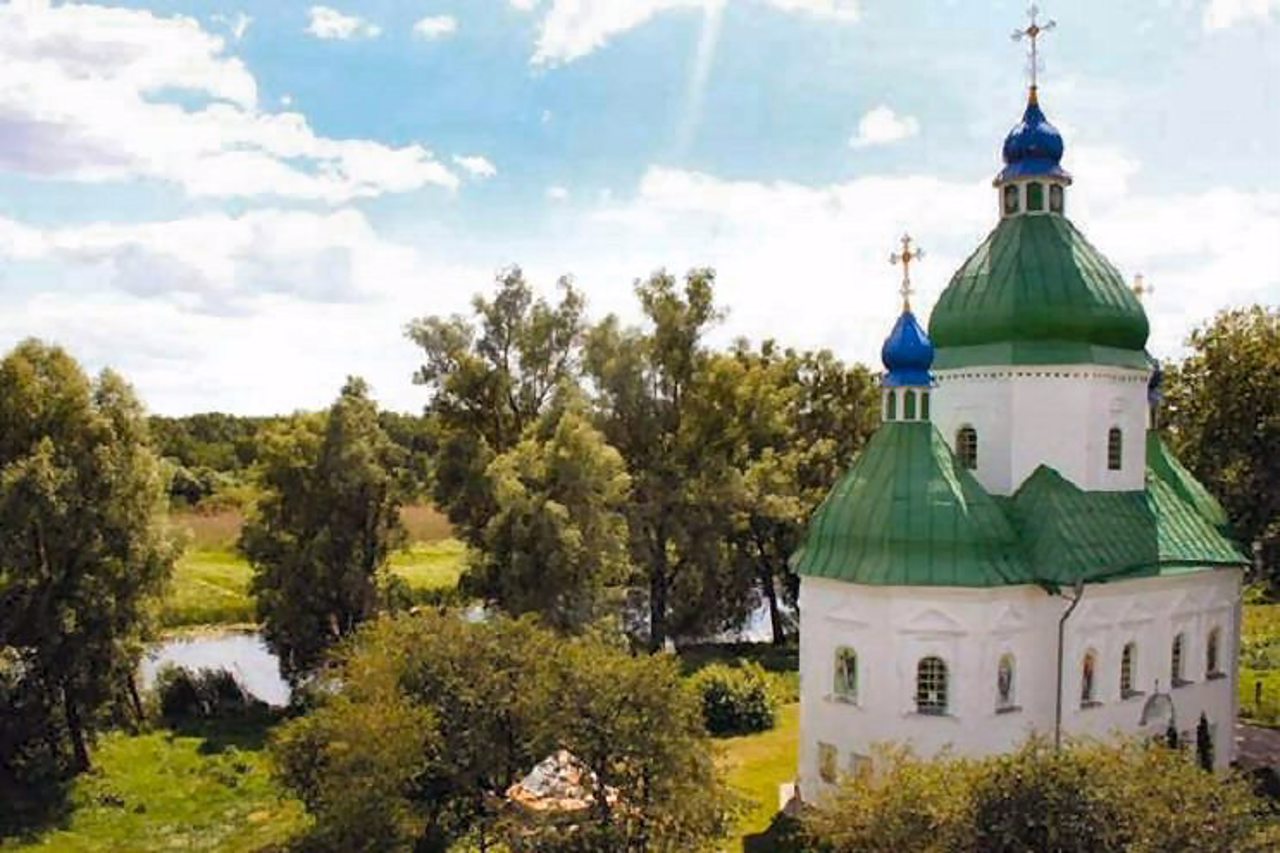 Михайловская церковь, Полонки