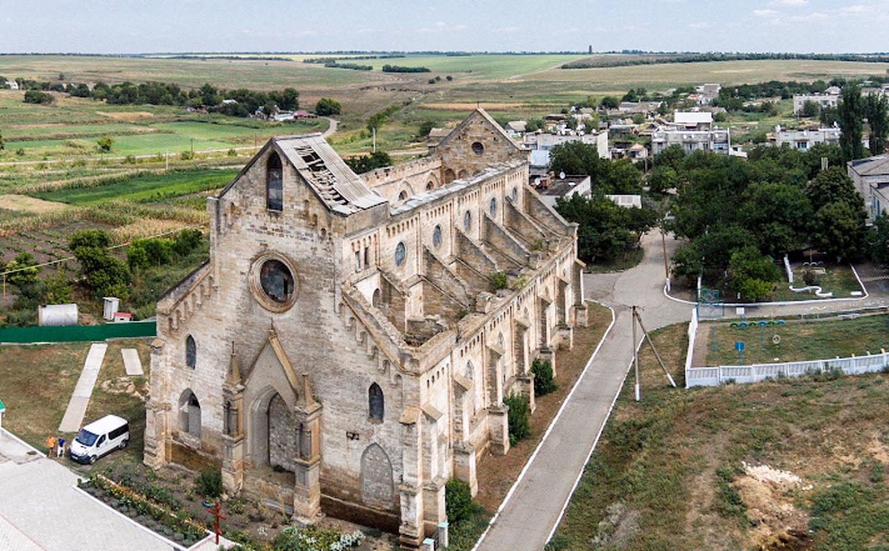 Saints Peter and Paul Church, Stepove