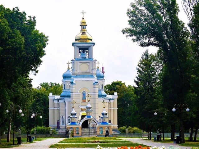 Assumption Cathedral, Hadiach