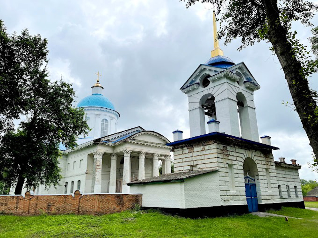 Успенская церковь, Веприк