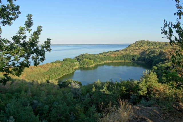 Buchak Lake