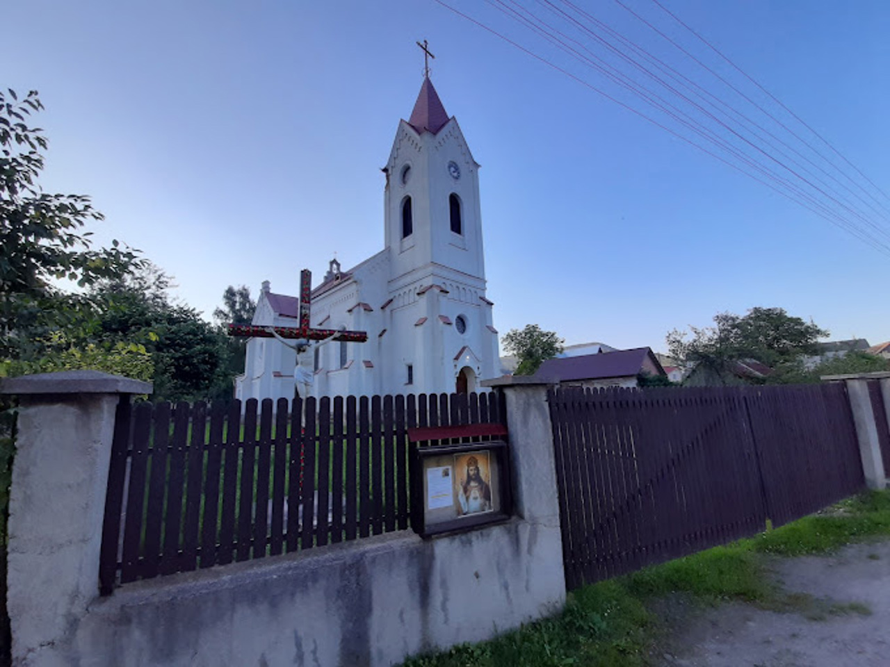 Костел Семи Скорбот Діви Марії, Сколе