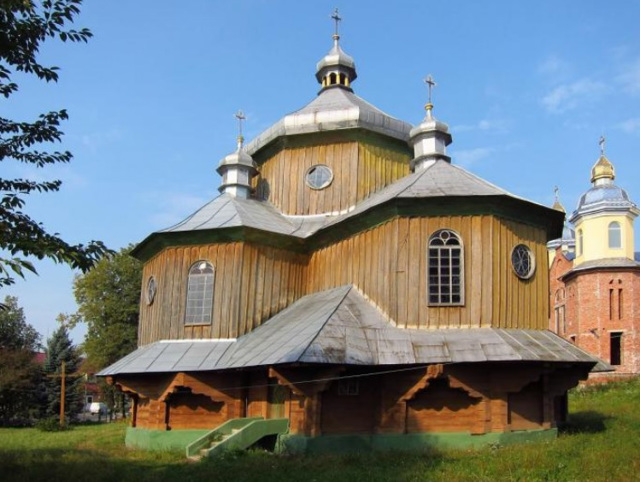 Saint Basil's Church, Cherche