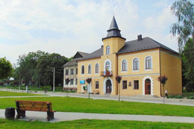 Bilshivtsi Town Hall