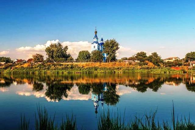 Saint Michael's Church, Boiarka