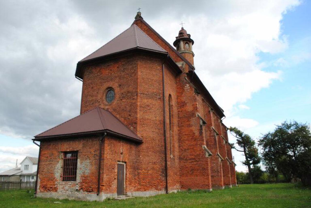 Saint Francis Church, Deliatyn