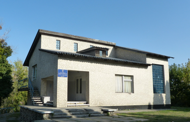 Zhukivtsi History and Local Lore Museum