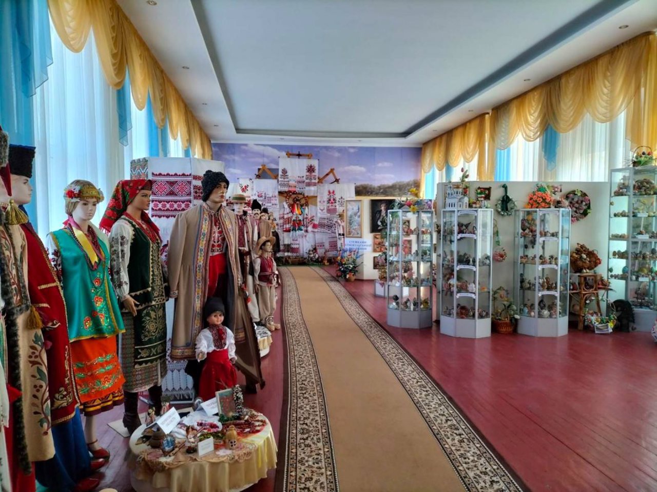 Музей украинского костюма и писанки, Немешаево
