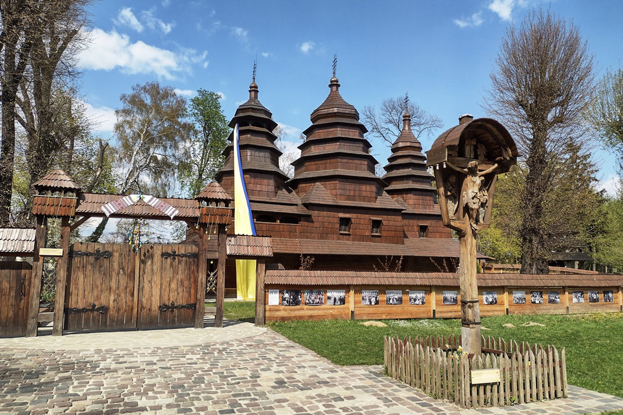 Folk Architecture Museum "Shevchenkivsky Hay", Lviv