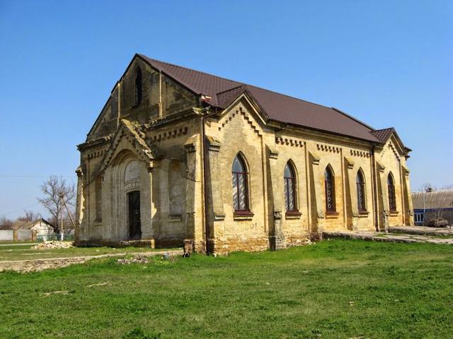 Corpus Christi Church, Pravdyne