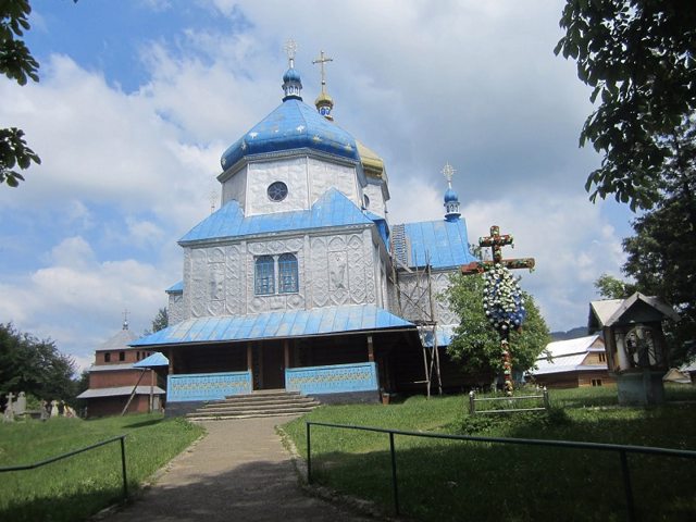 Peter and Paul Church, Kosmach