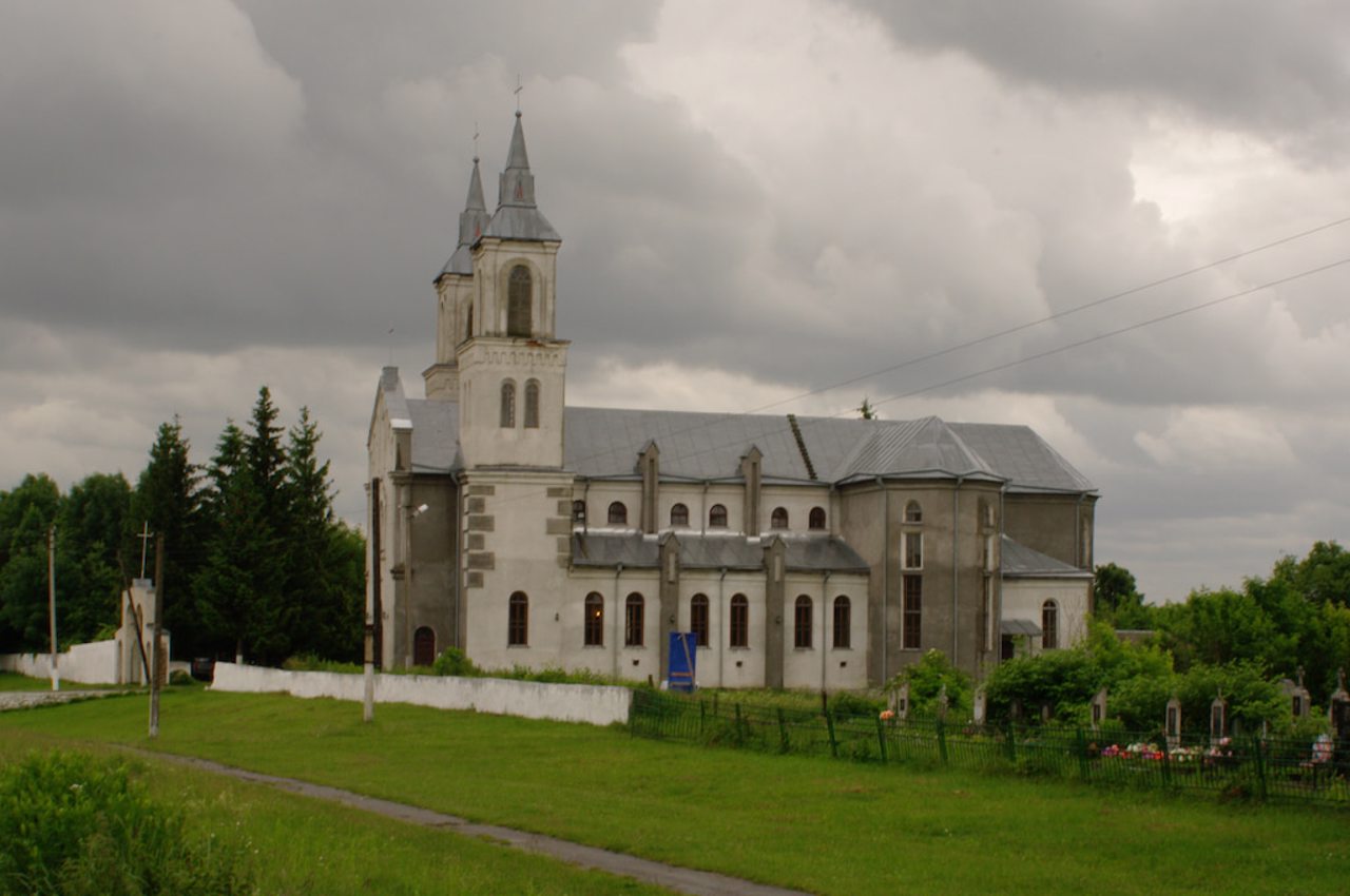 Saint Anna's Church, Derazhnia