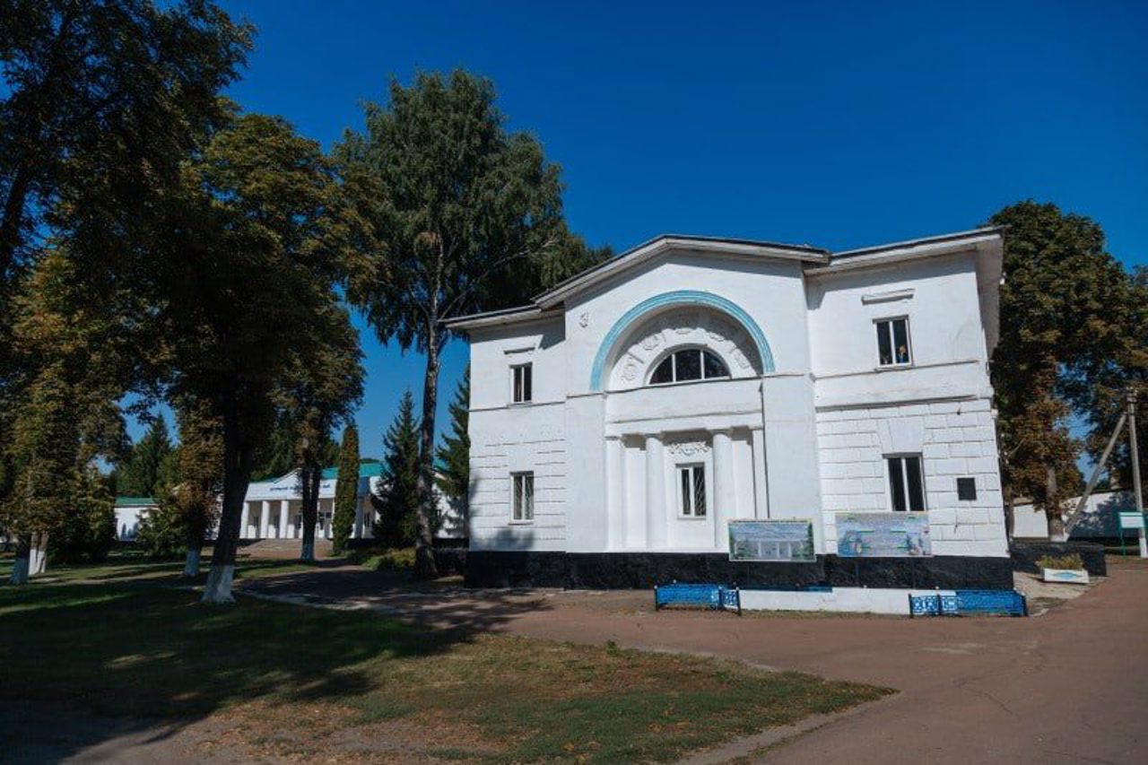 Galagan Palace, Dihtiari