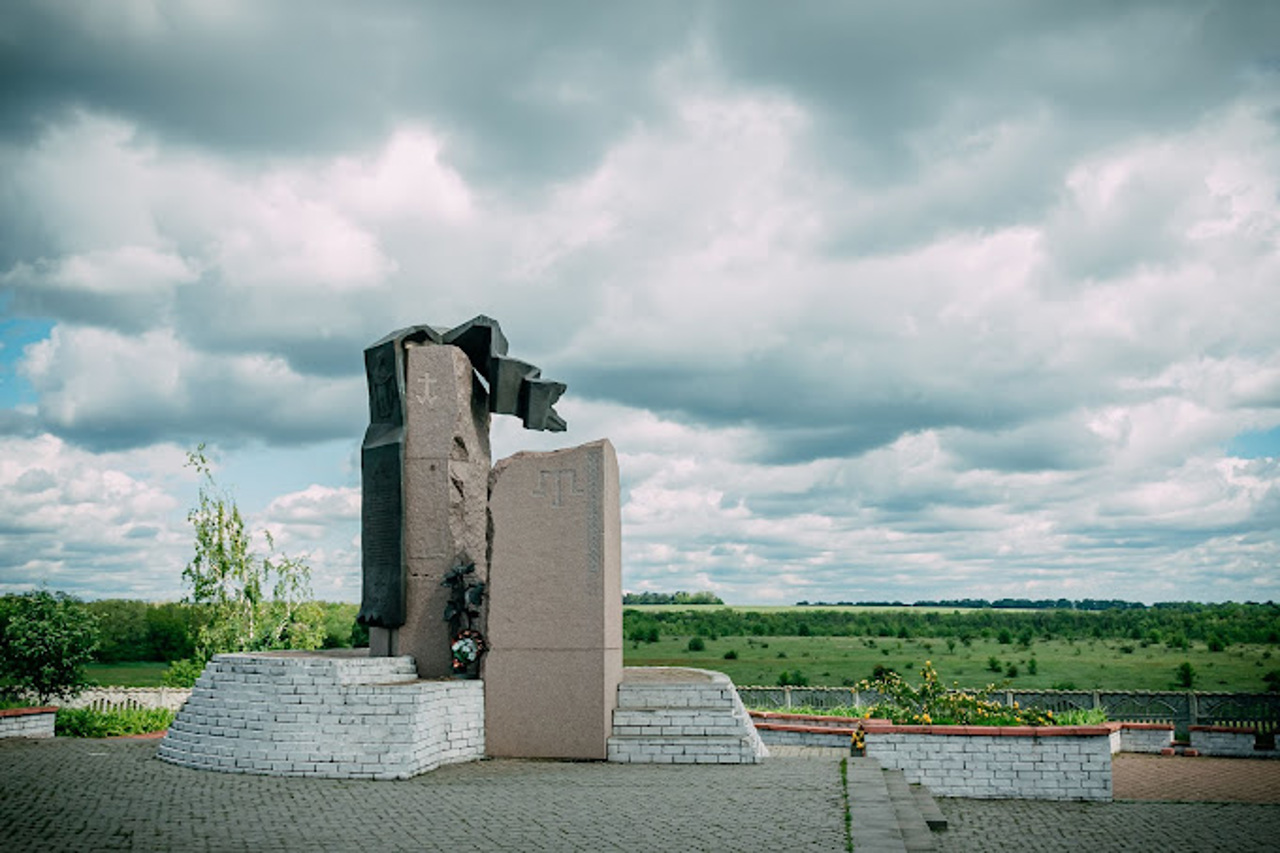 Battle of Zhovti Vody Monument, Zhovtooleksandrivka