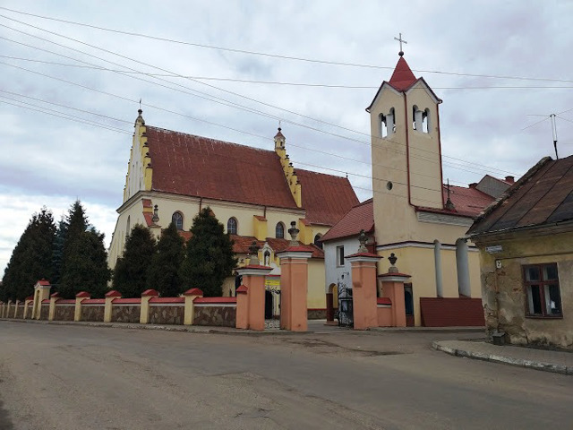 Костел Иоанна Крестителя, Мостиска