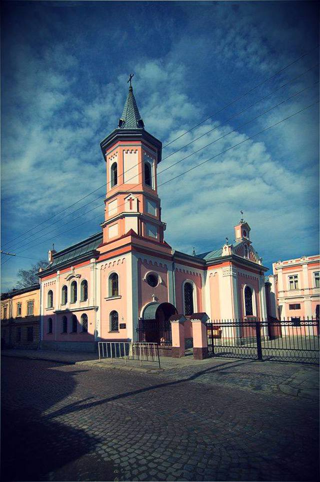 Храм Христа Спасителя, Львів