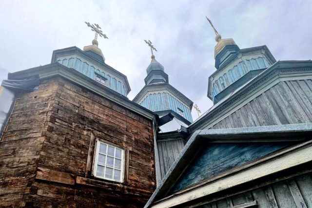 Свято-Миколаївська церква, Синява