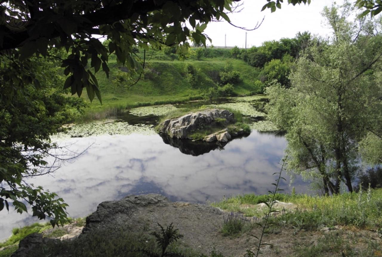 Tyasmyn Canyon, Kamyanka