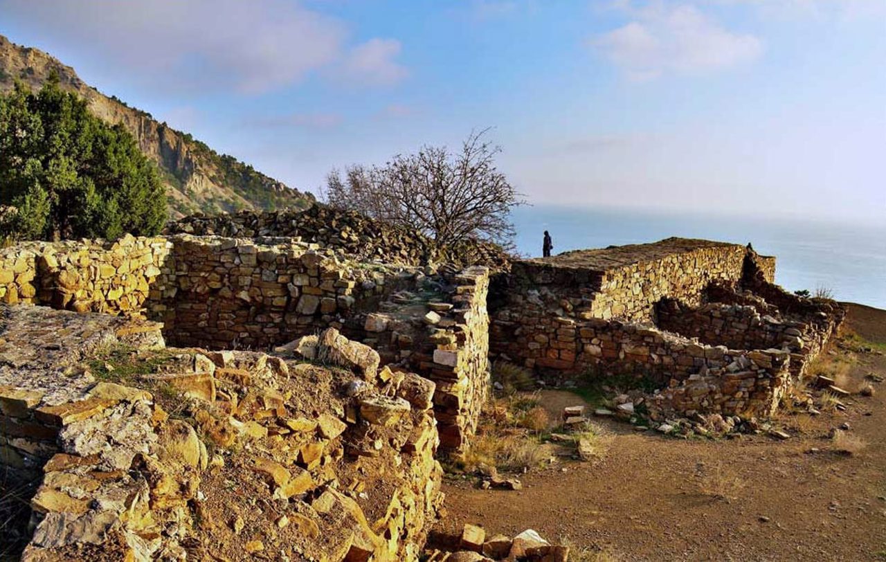 Kutlak Fortress, Vesele