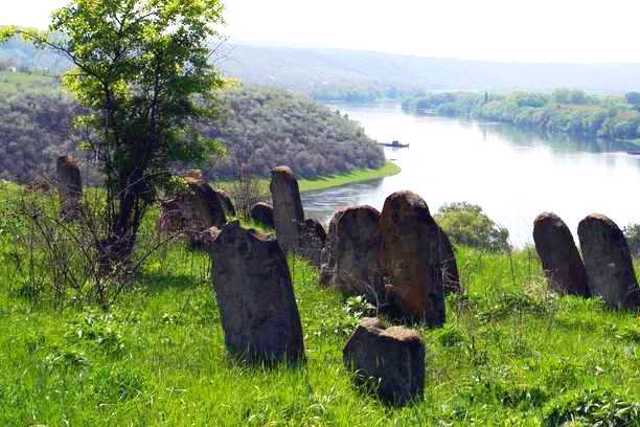 Old Jewish cemetery, Yampil