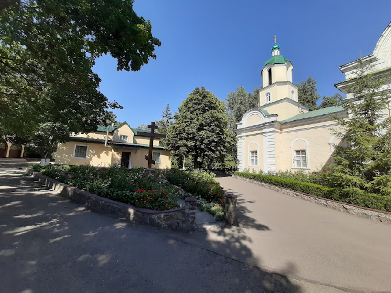 Epiphany Monastery, Dykivka