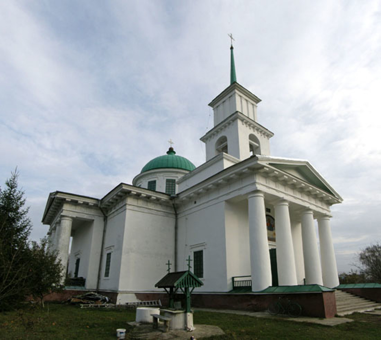 Троїцька церква, Гельмязів