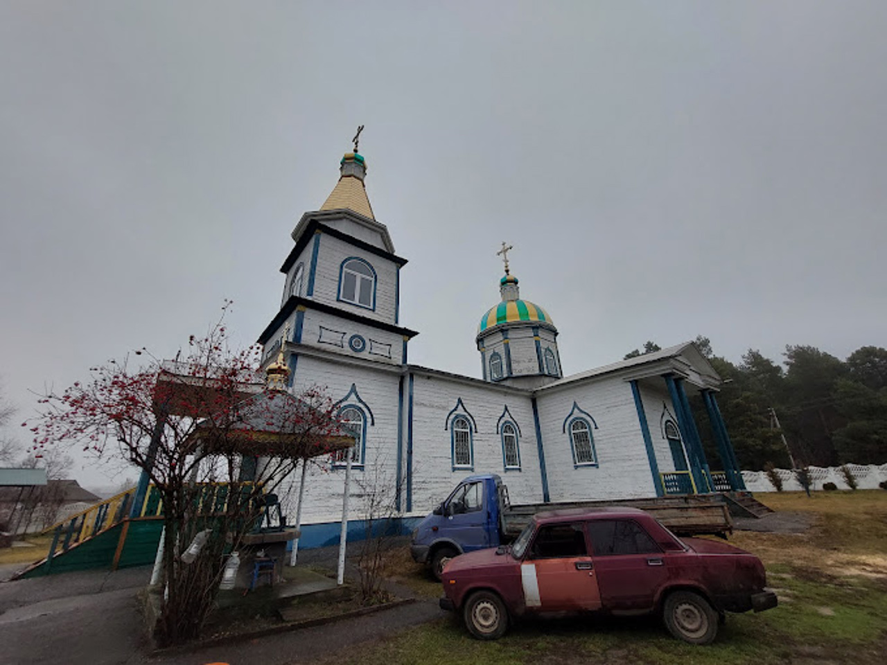Церква Святителя Миколая Чудотворця, Бірки