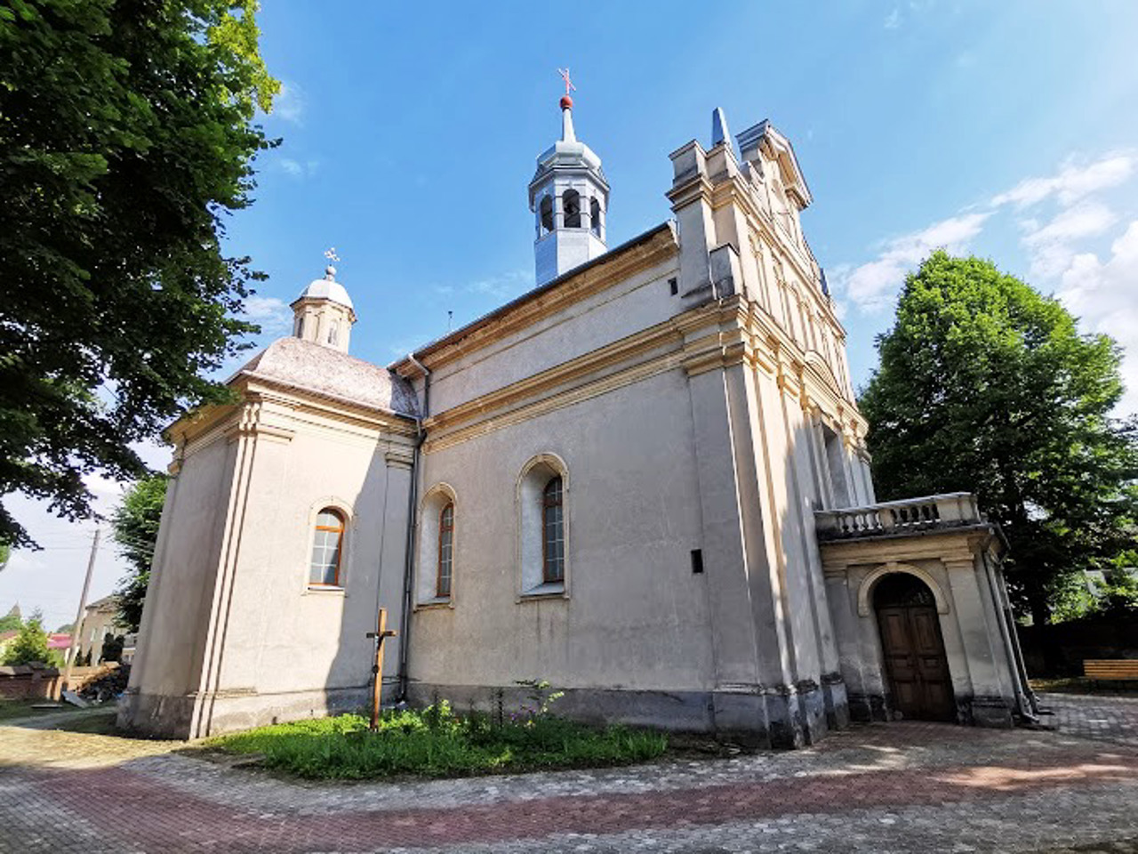 Преображенский костёл, Добромиль