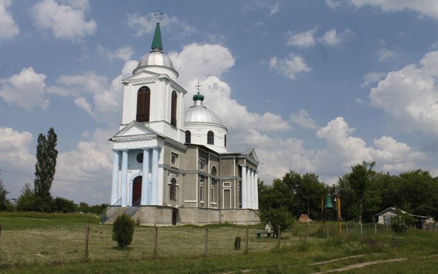 Церква Різдва Богородиці, Куцівка