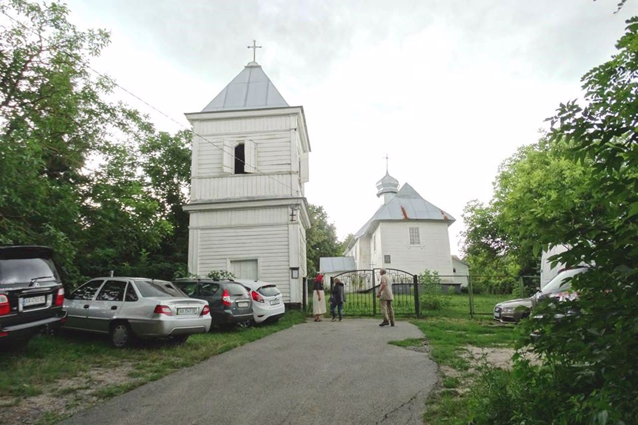 Покровська церква, Креничі