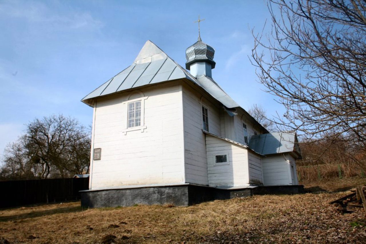 Intercession Church, Krenychi