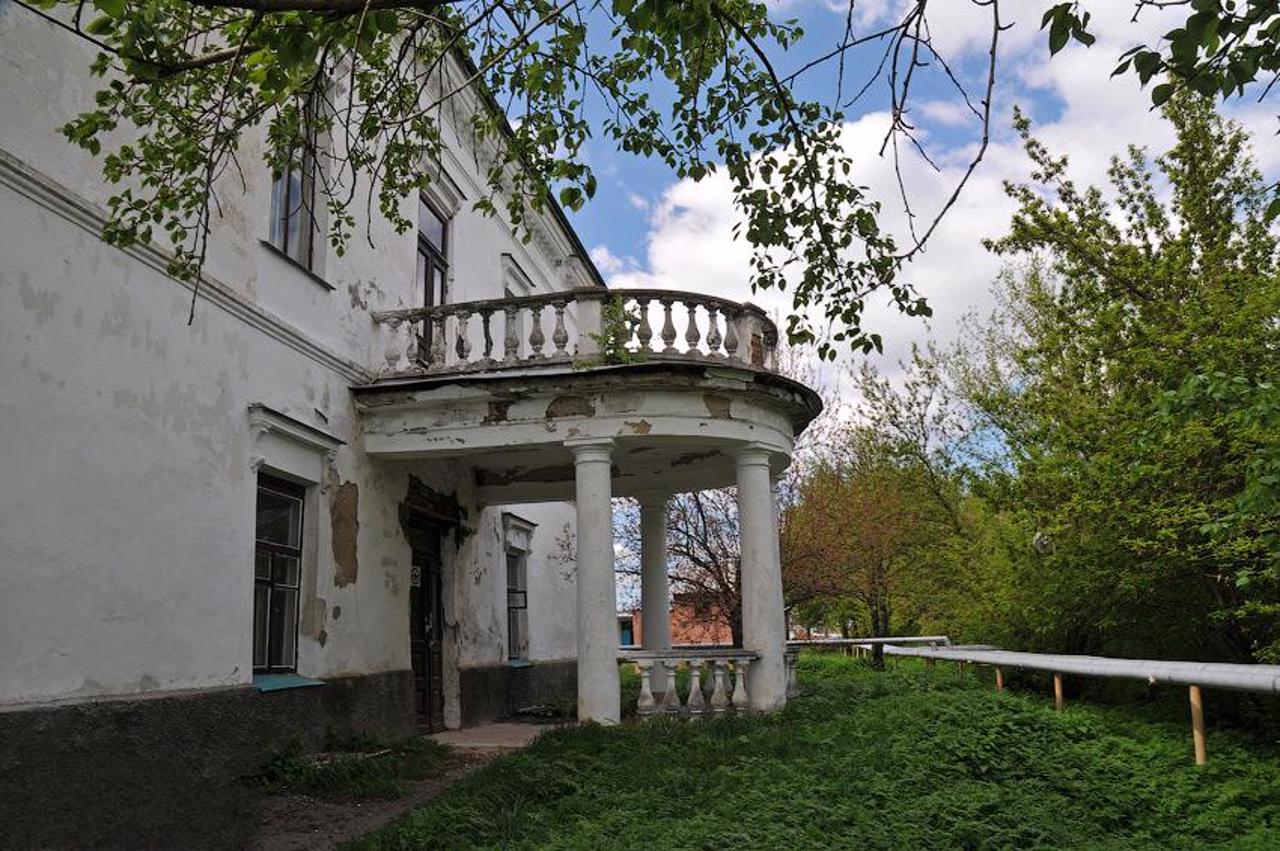 Kotlyarevsky Manor, Vyshniaky