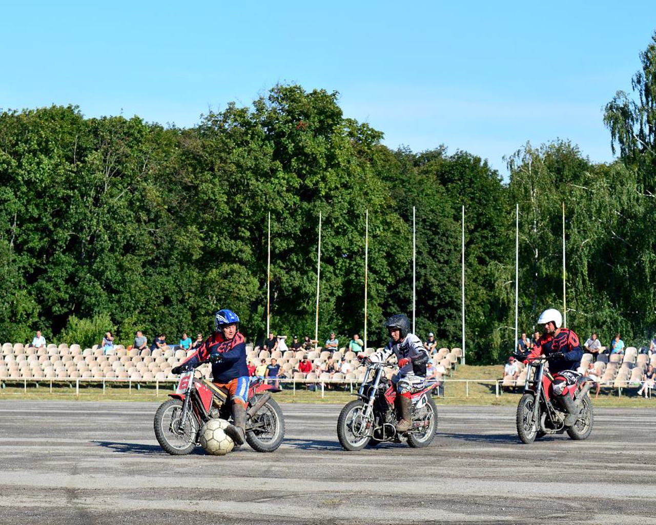 Motoball Track, Vyshniaky