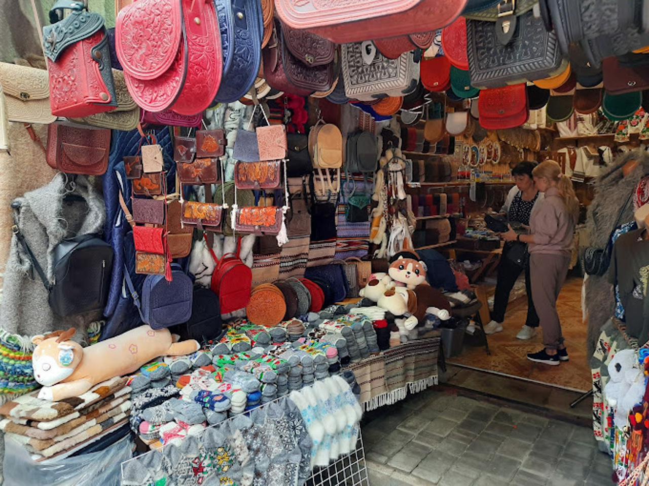 Hutsul Souvenir Market, Yaremche