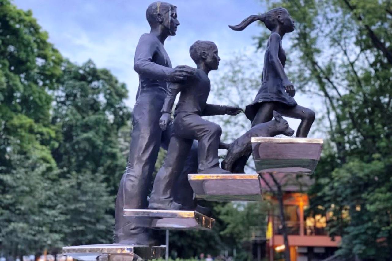 Sculpture "Stairs", Kyiv