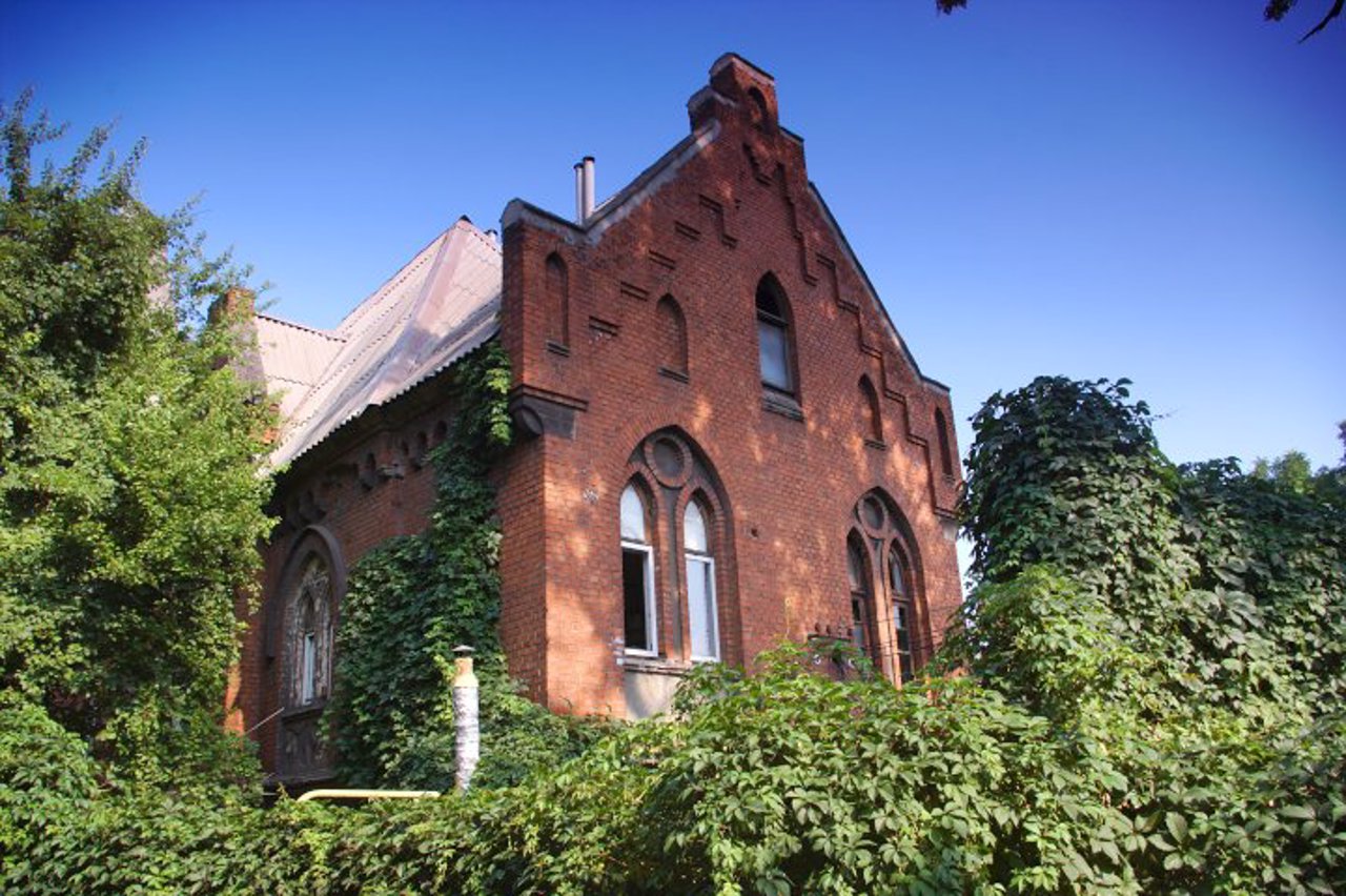 Hamper's House, Mariupol