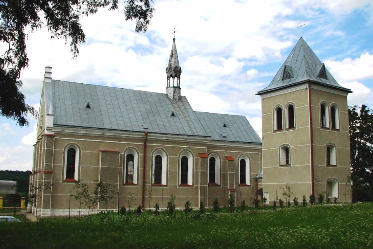 Saint Nicholas Church, Chyshky