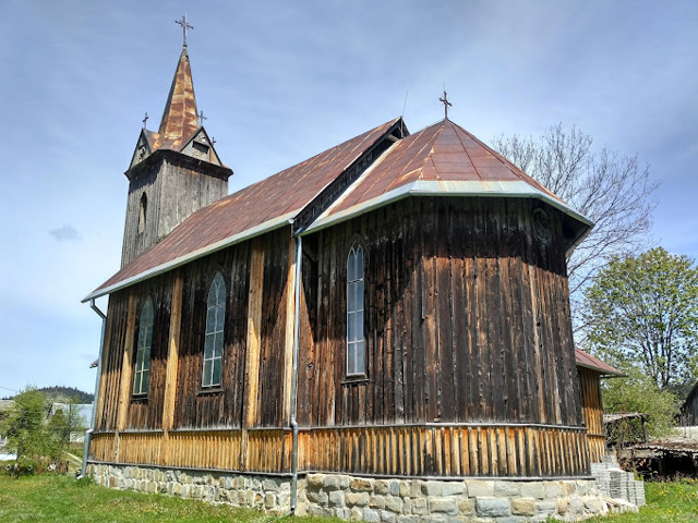 Saint Francis Church, Rozluch