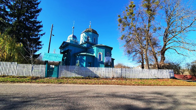 Церква Іоанна Золотоустого, Півні