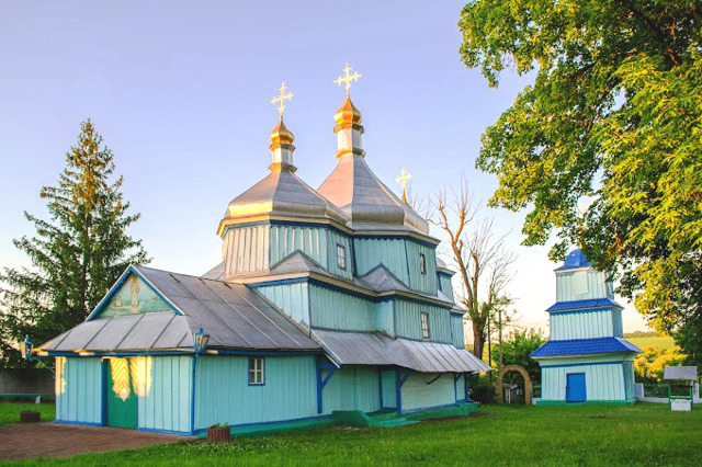 Saint Nicolas Church, Lozova