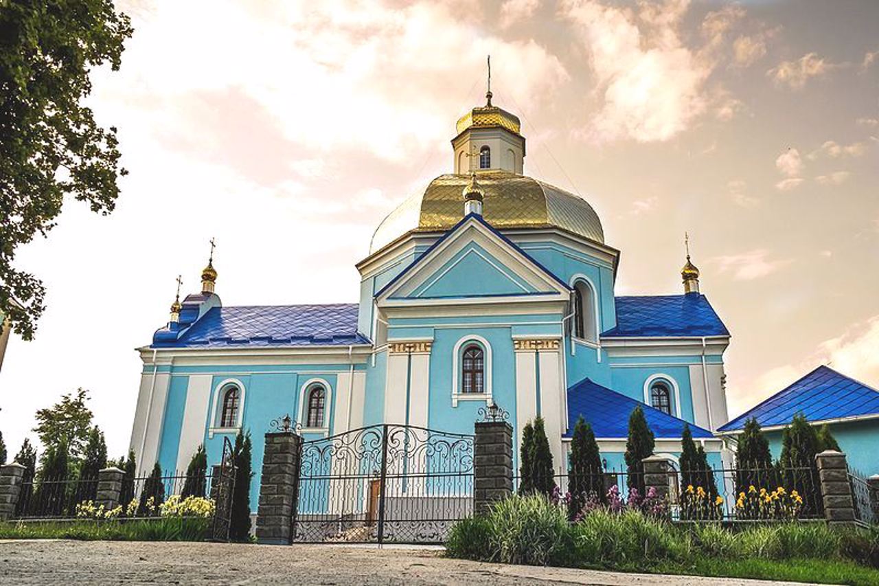 Trinity Church, Horynhrad Pershyi