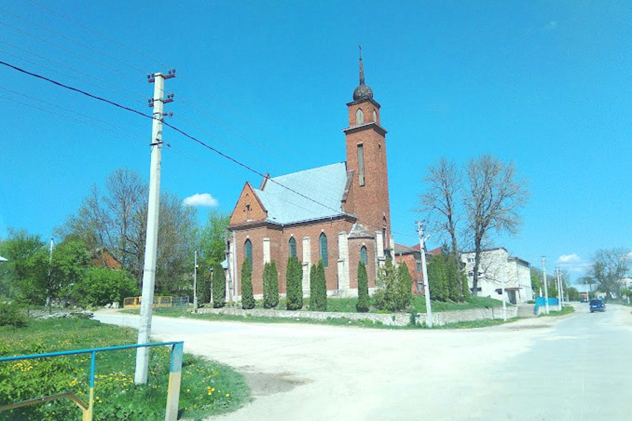 Воздвиженський костел, Хмелиська