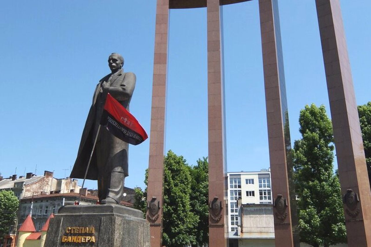 Stepan Bandera Monument, Lviv