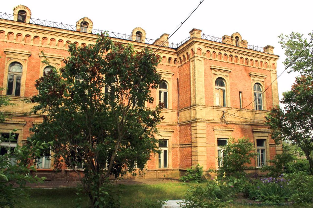 Rostishevsky Palace, Kosari