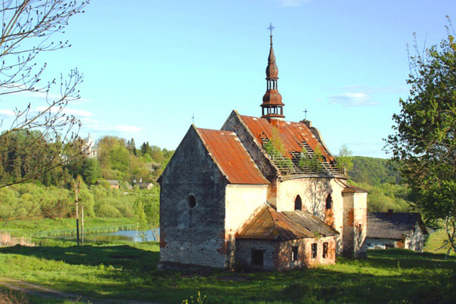 Успенський костел, Вишнівчик