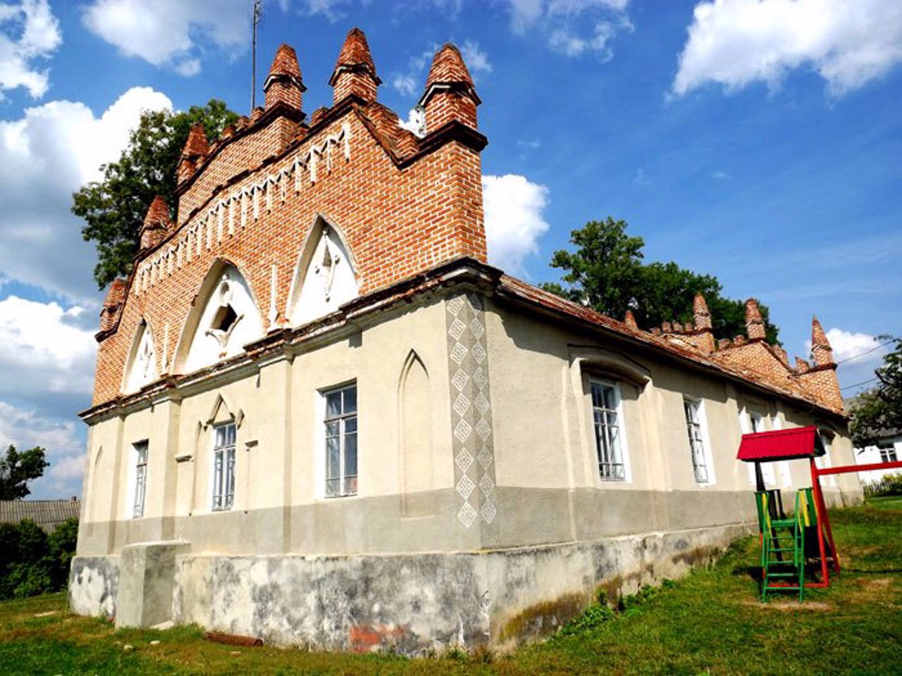 Маєток Скибневських ("Рогата школа"), Нове Поріччя