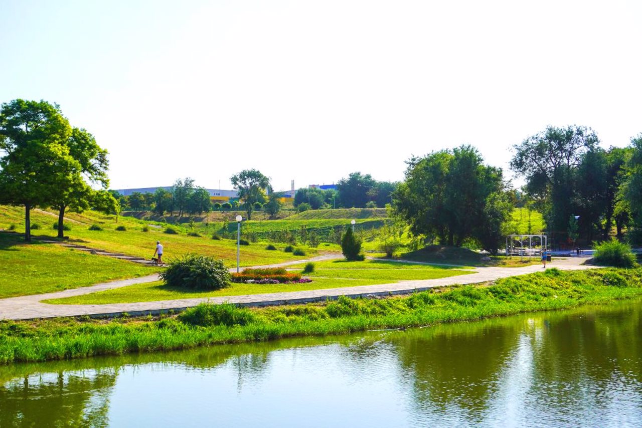 Voznesenivsky Park, Zaporizhzhia