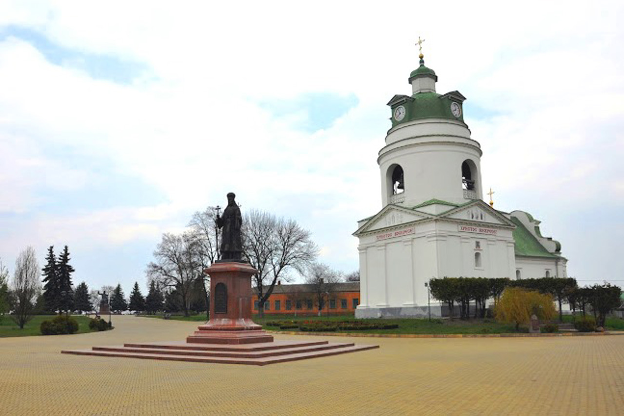 Николаевская церковь-колокольня, Прилуки