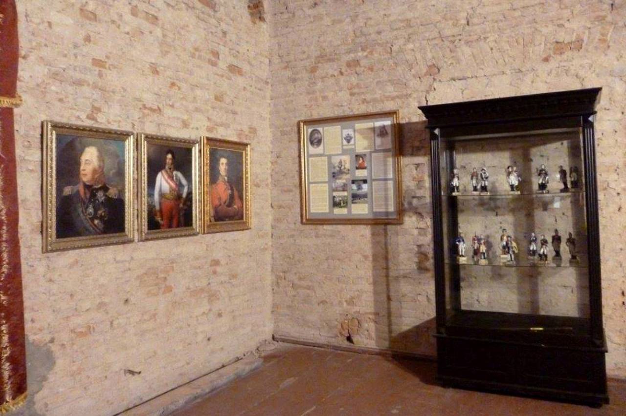 Dunin-Vonsovych Palace (Stavky Art Manor)