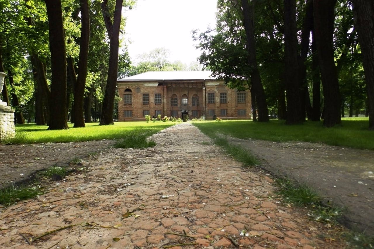Dunin-Vonsovych Palace (Stavky Art Manor)
